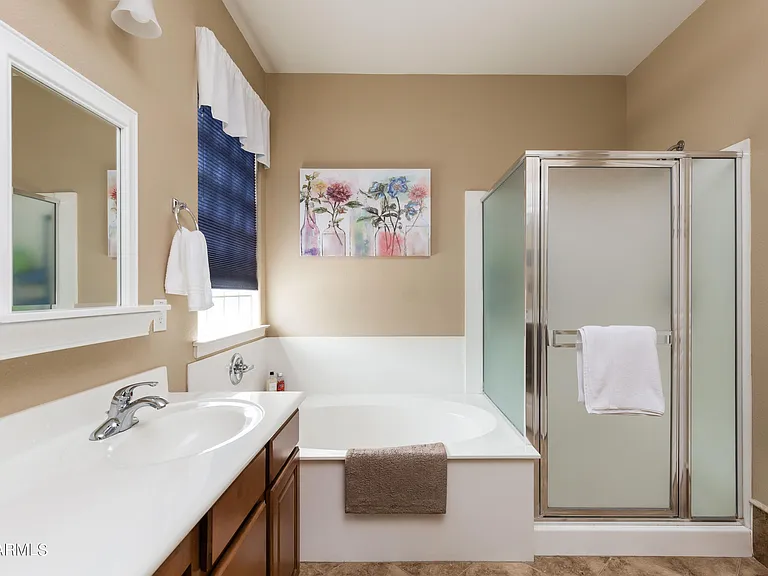 8408 W Midway Ave — Photo 43