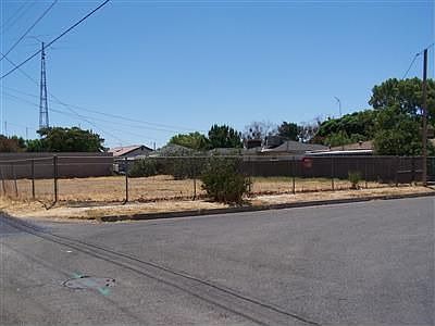 2nd image of 310 W 8th St