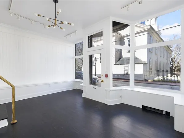 138 Spring St #1, Newport, RI 02840