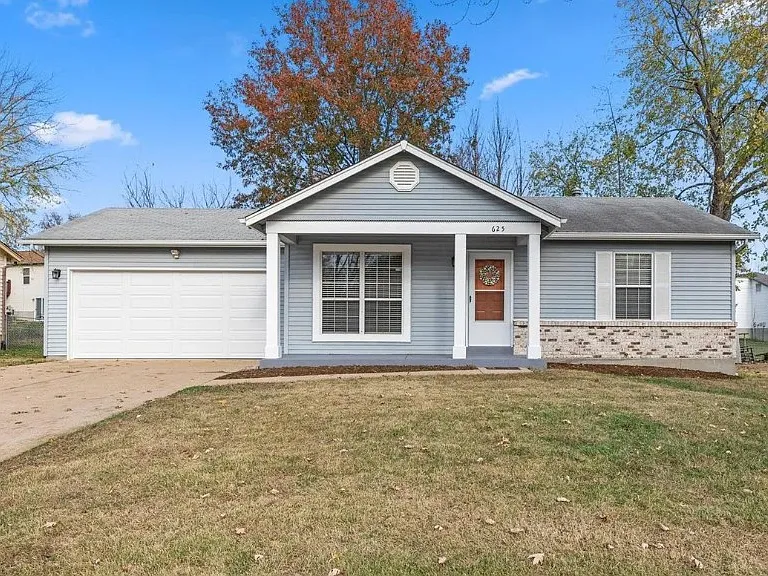 625 Durango Dr — Photo 1