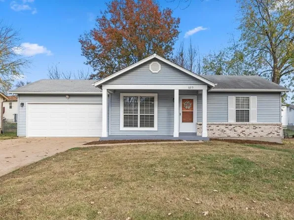 625 Durango Dr, O'Fallon, MO 63368