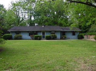 5551 Gibson Rd, Vicksburg, MS 39180