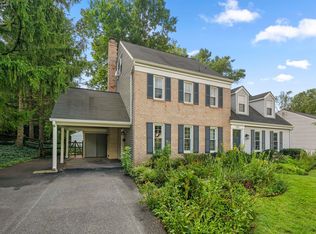 814 Fordham St, Rockville, MD 20850