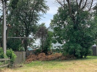 1511 Willmor St, Racine, WI 53402