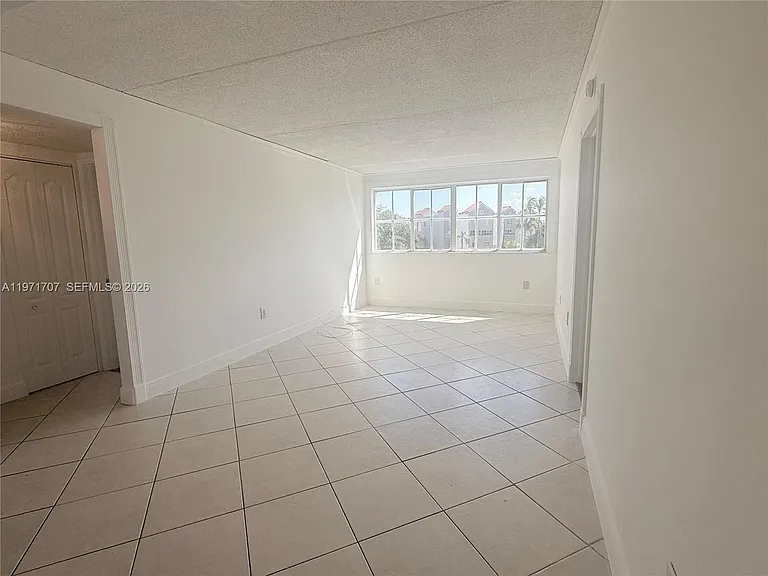 6155 NW 186th St #308 — Photo 10