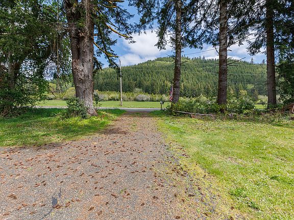 5th image of 1529 Moonshine Park Rd