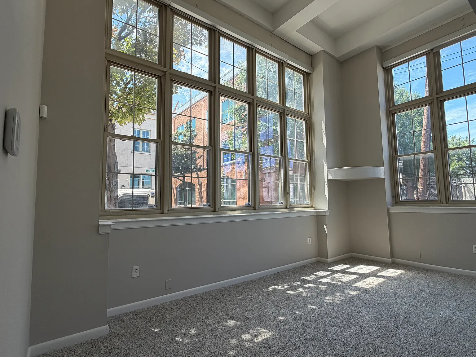 2 bed, $2,400 — Photo 4