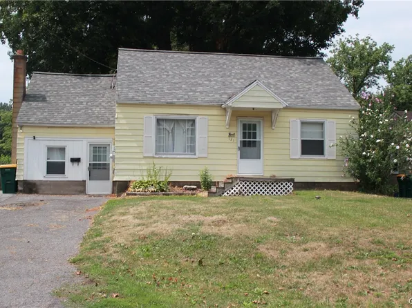 121 Edden Ln, North Syracuse, NY 13212