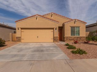 8220 W Encinas Ln, Phoenix, AZ 85043