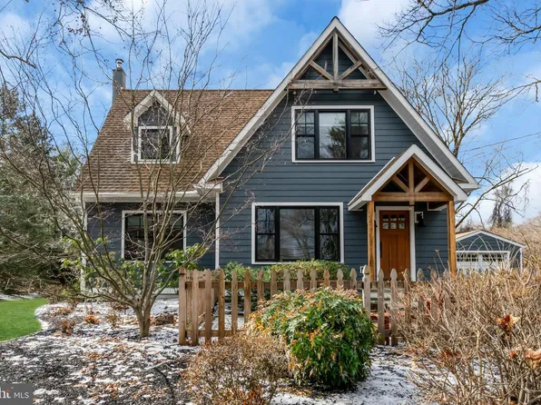 1051 River Rd, Washington Crossing, PA 18977