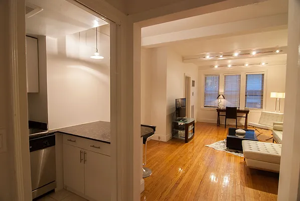 Rented by WAM Partners - William Moses Co. | media 129