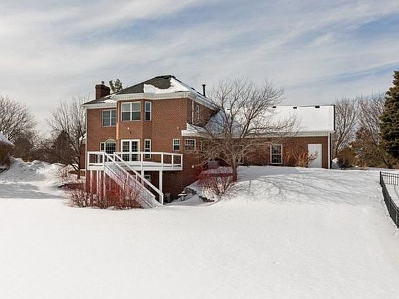 4th image of 9716 Wellington Ln