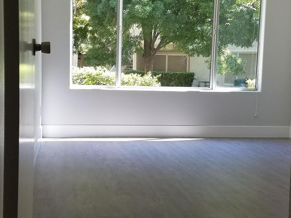 1st image of 3056 Casey Dr Unit 101