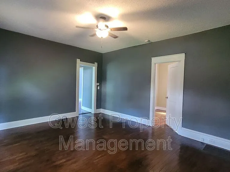 1123 2nd St NW #1 — Photo 11
