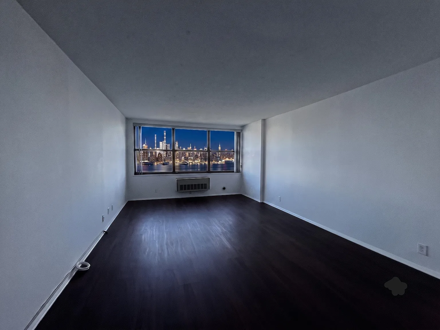 Galaxy Towers — Photo 4