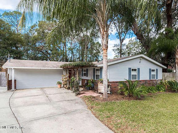 2nd image of 6941 Whispering Oaks Cir