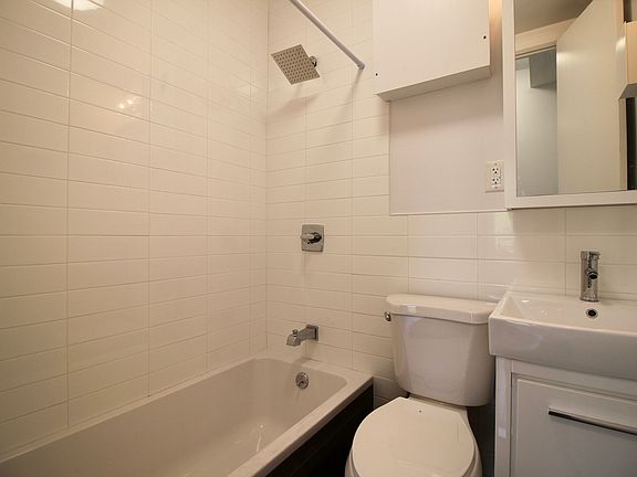 4th image of 1112 Bushwick Ave #4