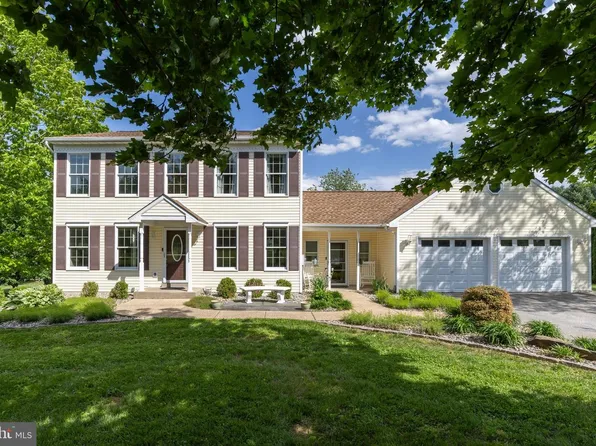 2679 Leslie Rd, Mount Airy, MD 21771