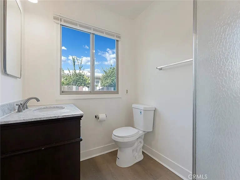 22222 Vanowen St — Photo 17