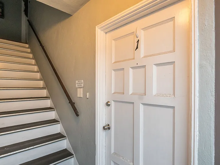 1570 Buena Vista Ave #1 — Photo 9