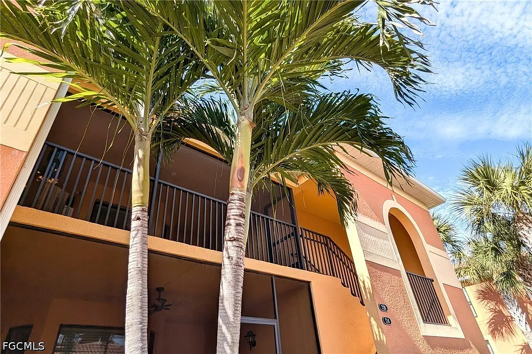 2 bed, 2.0 bath, 1556 sqft, $1,850 — Photo 1