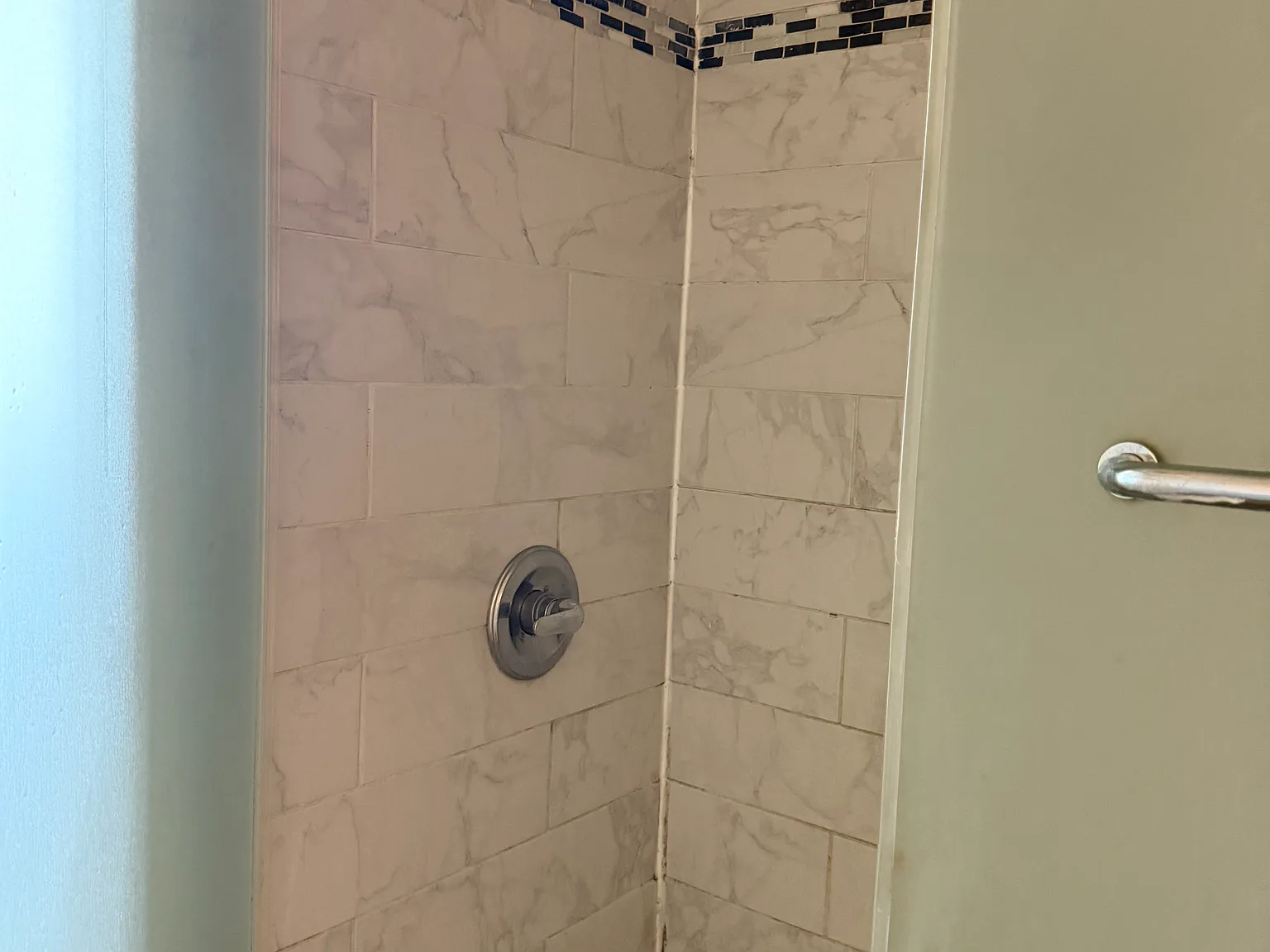 Studio, 200 sqft, $1,050 — Photo 4