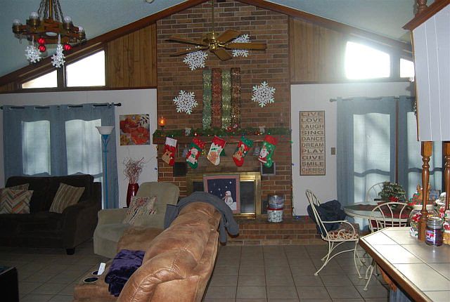 2nd image of 263 Terry Cir