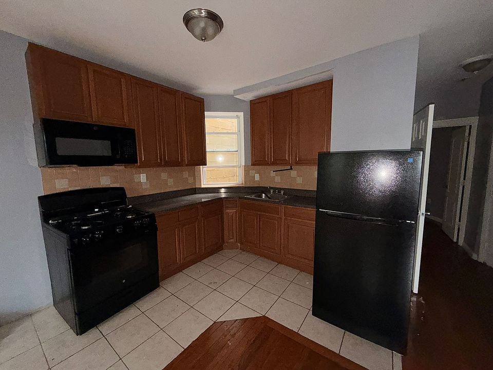 1st image of 554 Avenue C #22E