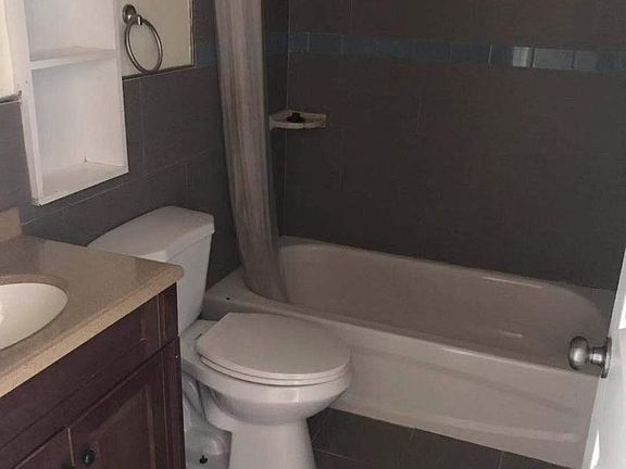 3rd image of 1530 Wharton St APT 1