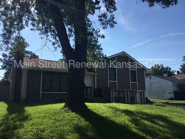 1st image of 4215 N Chelsea Ave