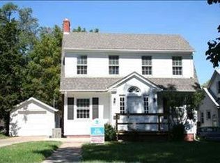 2926 Ernst St, Omaha, NE 68112