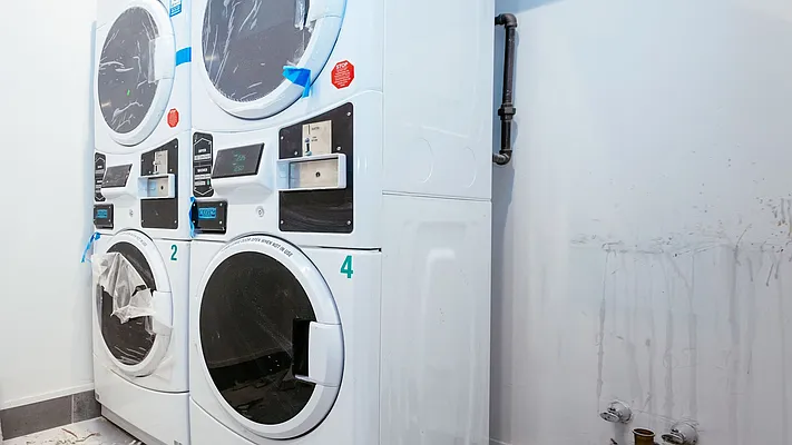 Rented by Nooklyn NYC LLC | media 71