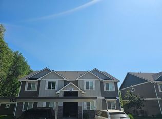 1428 S Edgewater Cir #101, Nampa, ID 83686