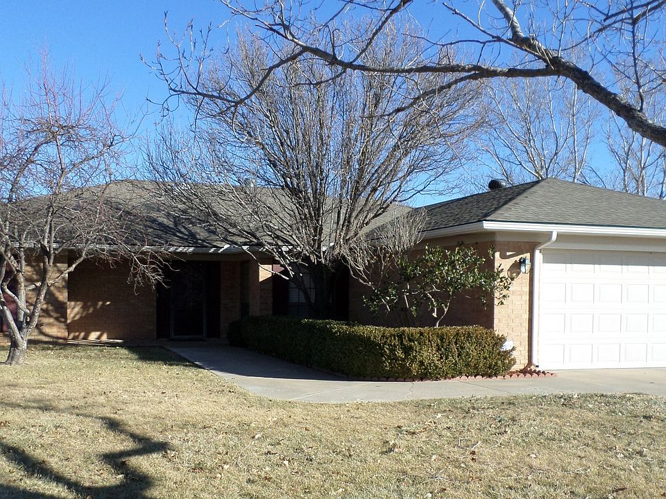1st image of 2416 Dogwood Ln