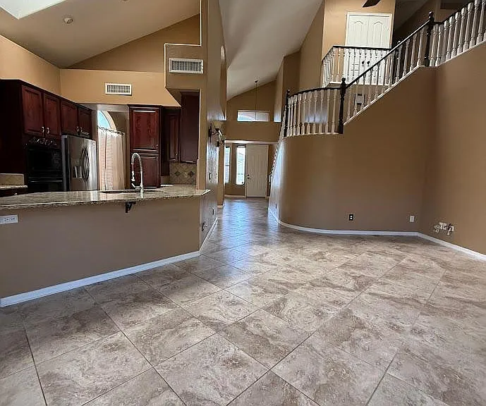 6602 W Molly Ln — Photo 5