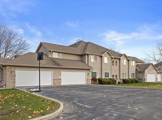 Maple Leaf 20, Greenfield, WI 53220