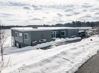 11 Old Merrill St #1, Amesbury, MA 01913
