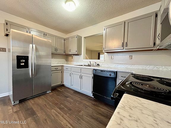 3rd image of 7835 Cayleb Ln