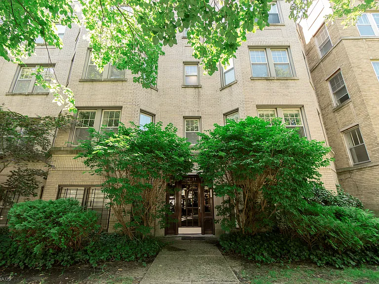 2035 W Fargo Ave #2 — Photo 1