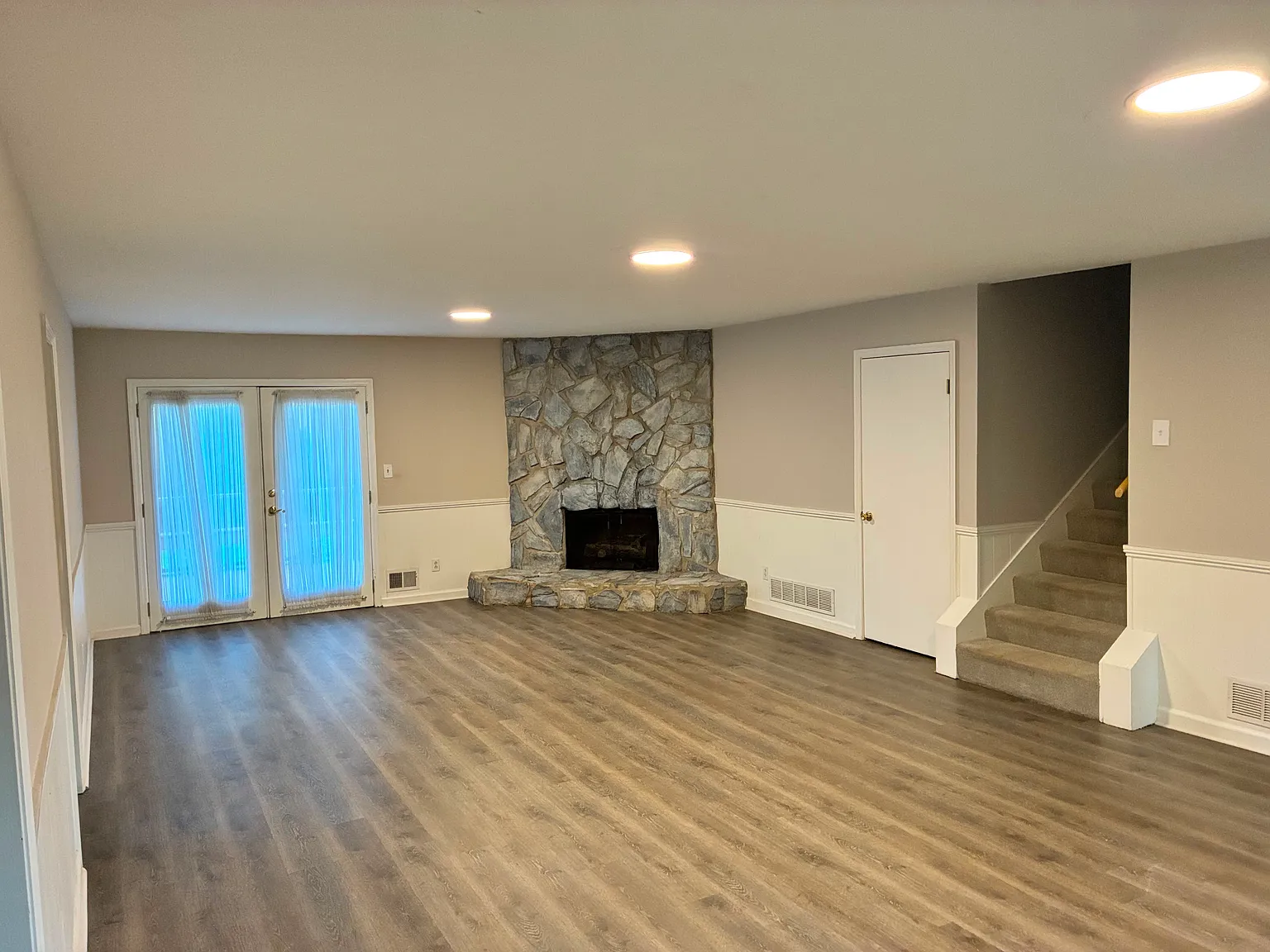 3 bed, 1769 sqft, $2,490 — Photo 4