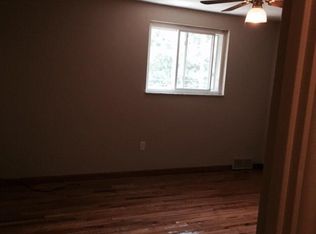 1425 Pine Hollow Rd, Mc Kees Rocks, PA 15136