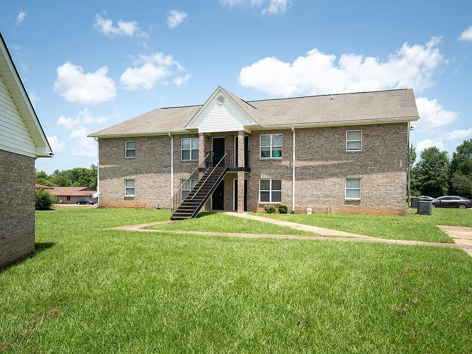 Hillcrest Estates