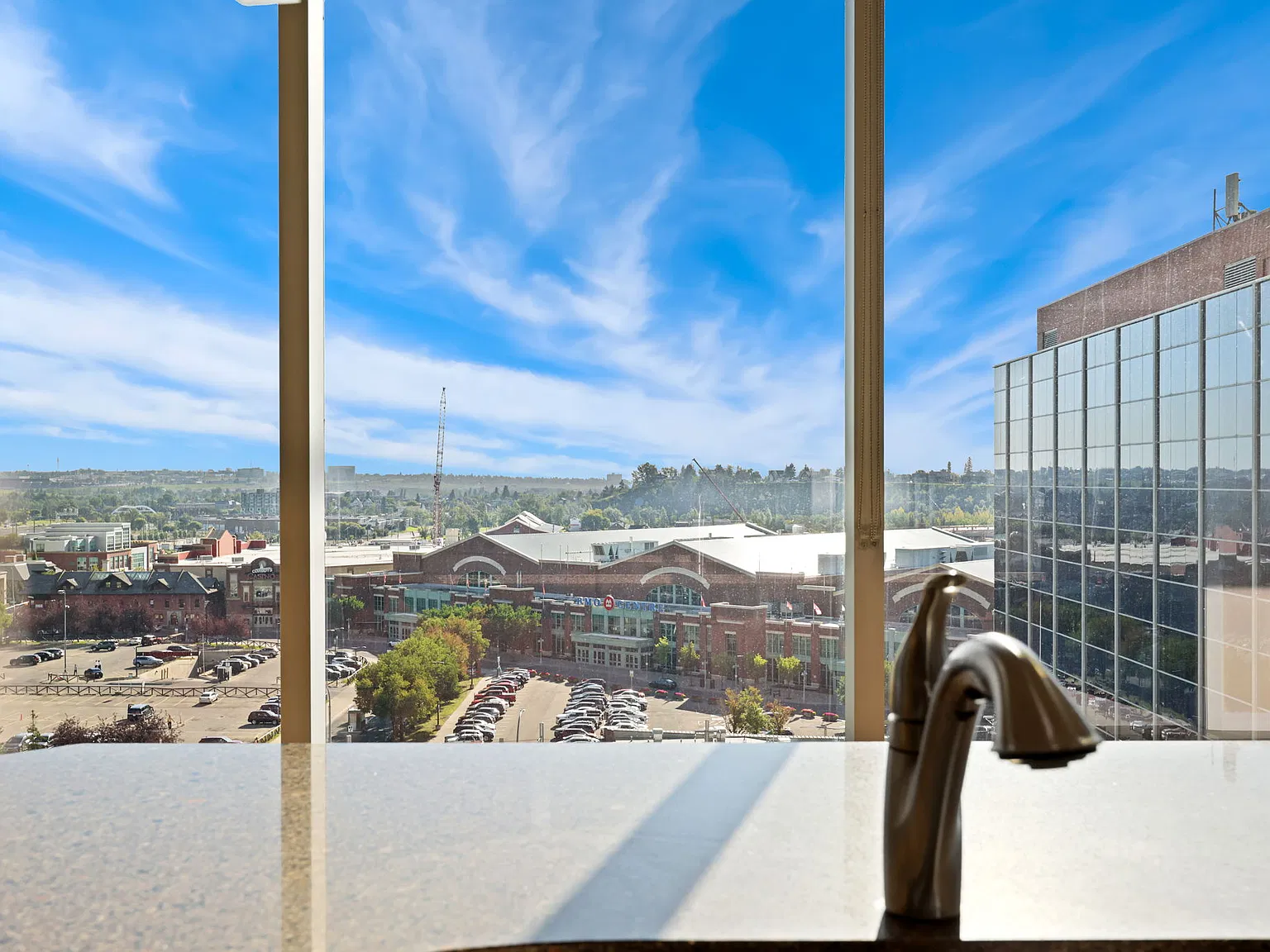Incredible Views! 2 Bedroom 2 Bath in the NUERA Building! (L955) — Photo 4