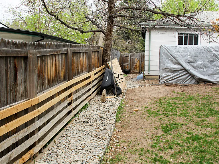 1495 S Grape St — Photo 28