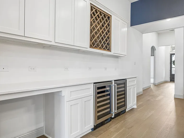 2618 Fair Oaks Ave — Photo 17