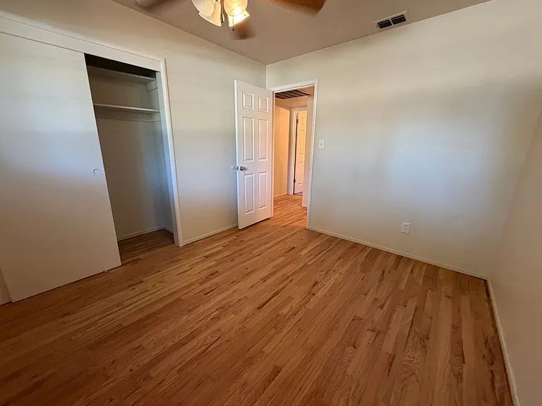 5633 Beech Ave — Photo 15