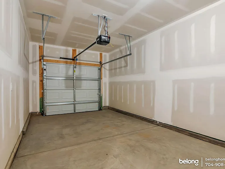 2735 Winn Mill Dr — Photo 25