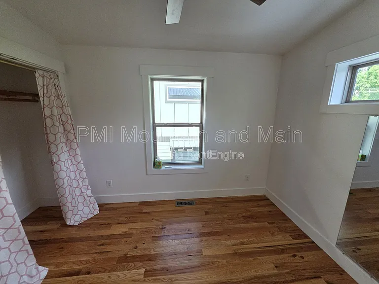 156 Bradley St — Photo 37