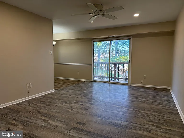 4513-15 Rosemarie Dr — Photo 4