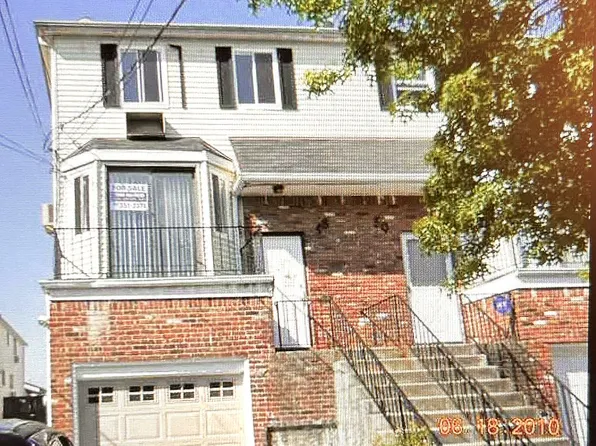 48 McVeigh Ave, Staten Island, NY 10314